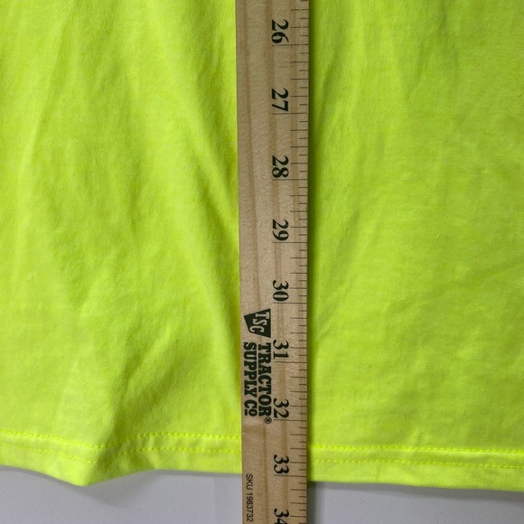 Athletic Works Sheridan Wyoming T-shirt Limited Edition M50-52 Yellow Sleeveless - Picture 6 of 7